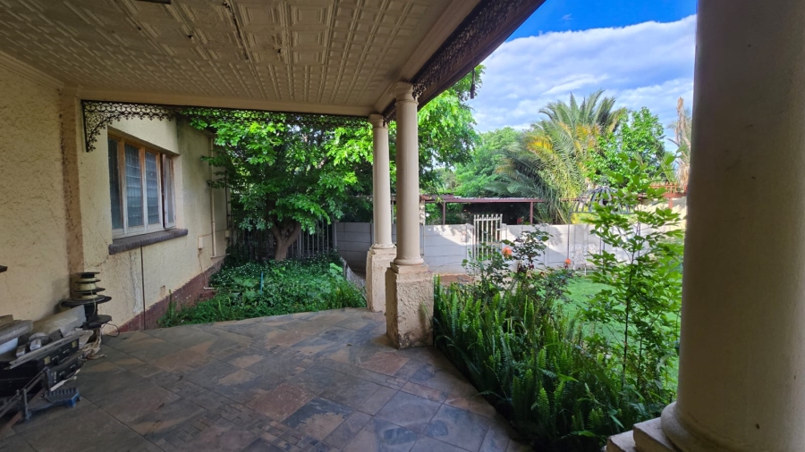 5 Bedroom Property for Sale in Navalsig Free State